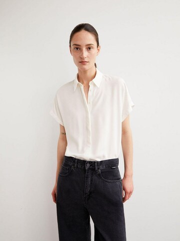 ARMEDANGELS Bluse 'LARISAANA BLOUSE'‌‌‌‌ in Weiß