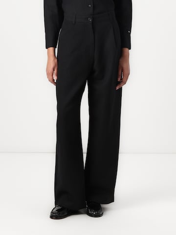 TOMMY HILFIGER Regular Bandplooibroek in Zwart: voorkant