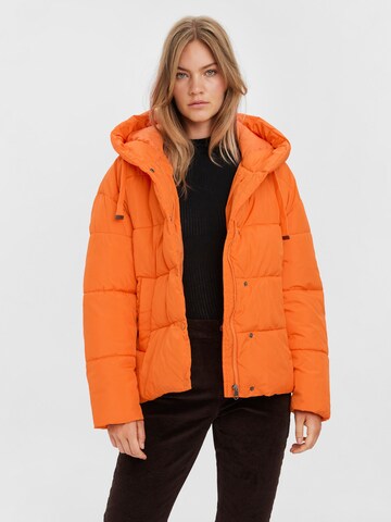 VERO MODA Зимняя куртка 'Gemma Holly' в Оранжевый: спереди