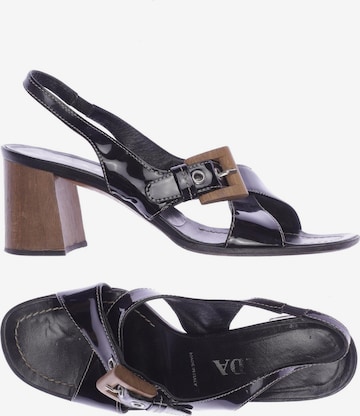 PRADA Sandalen 37,5 in Schwarz: predná strana