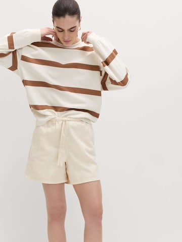 Marks & Spencer Regular Shorts in Beige: Vorderseite