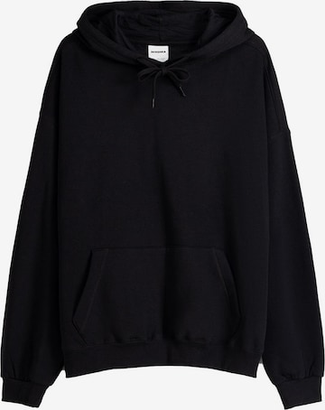 Bershka Sweatshirt in Black: front