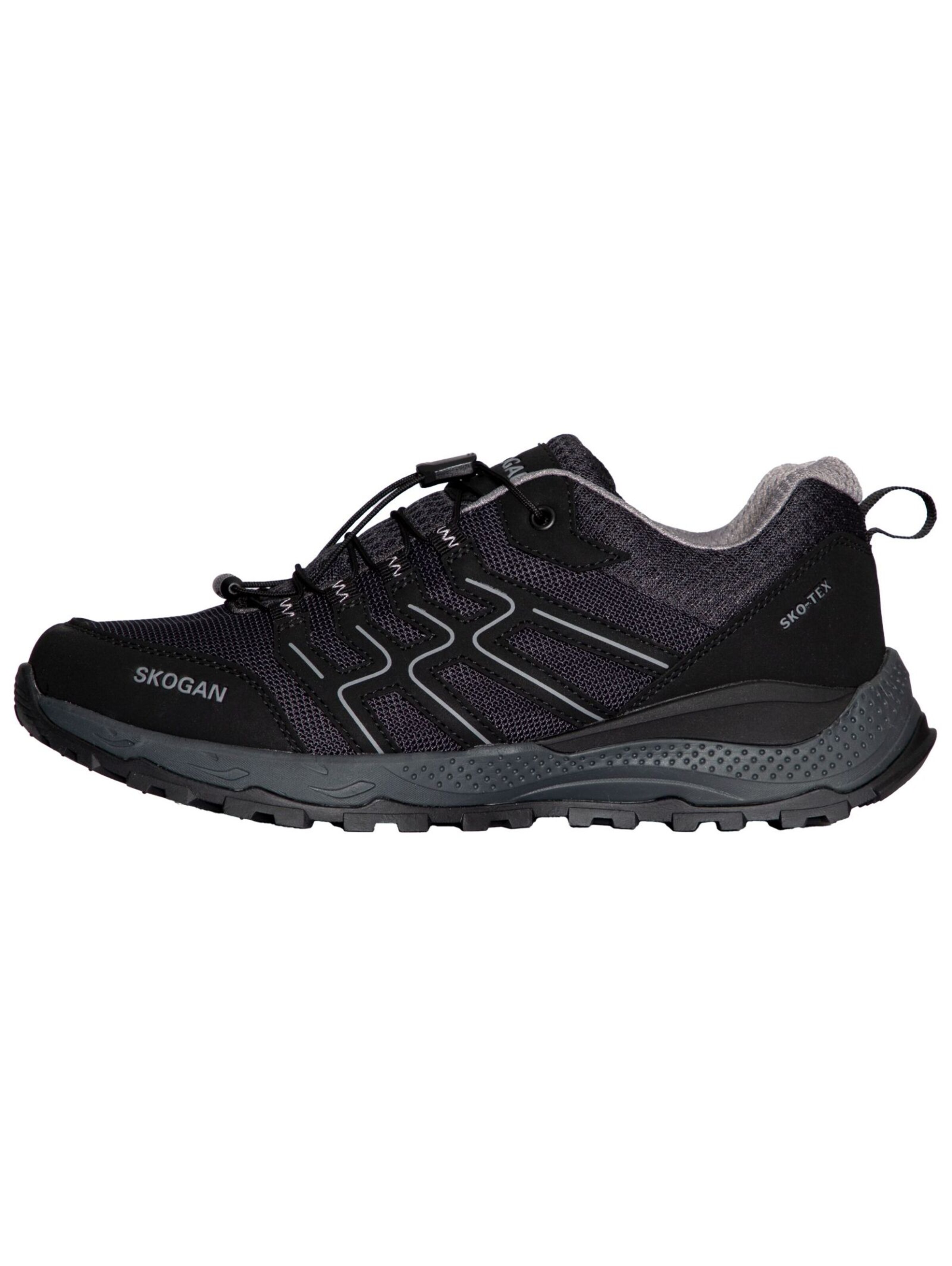 SKOGAN Platform trainers in Black: side