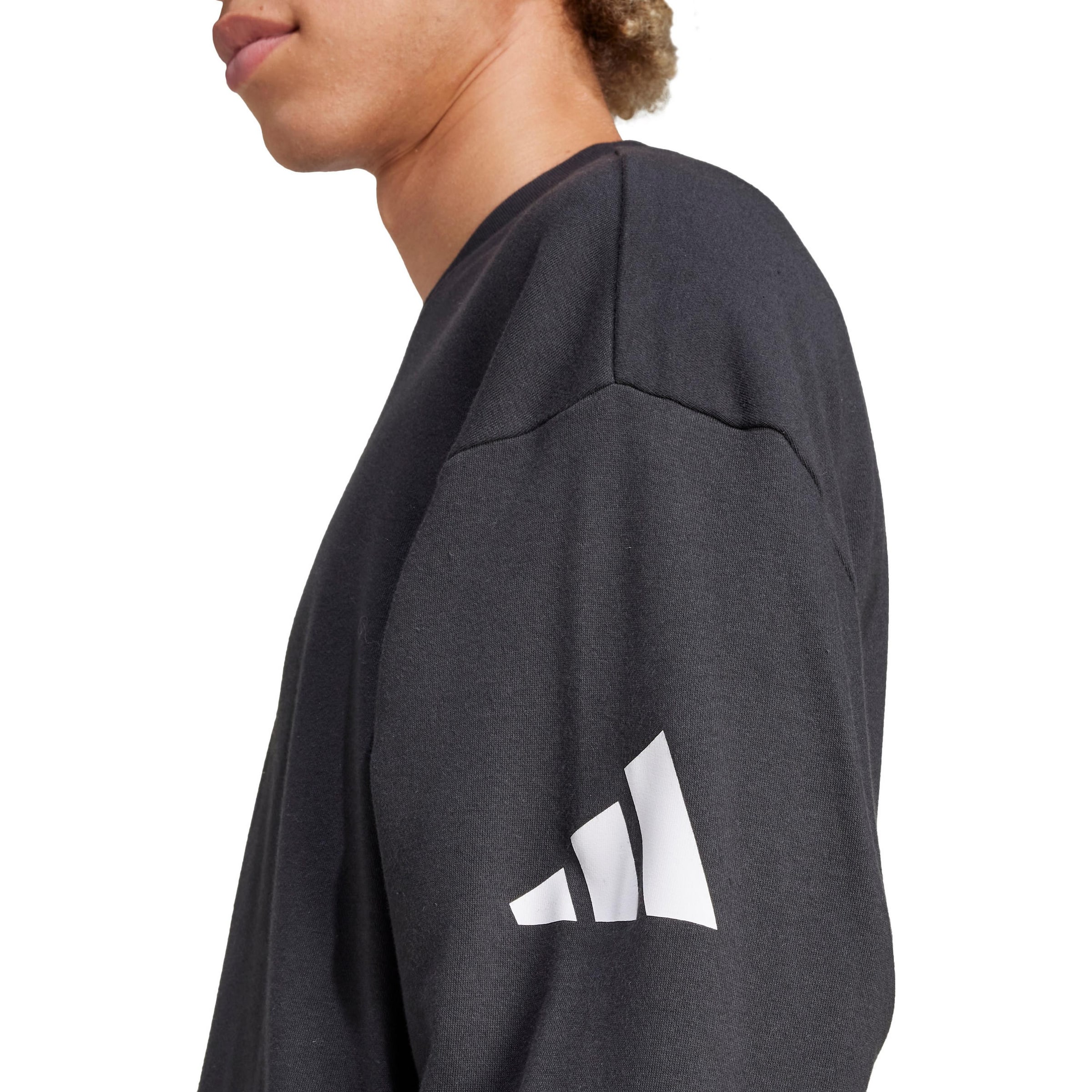 ADIDAS SPORTSWEAR Sports sweatshirt 'Essentials' in Black