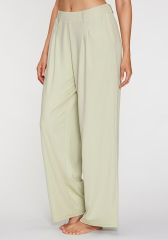 H.I.S Wide leg Pleat-Front Pants in Green: front