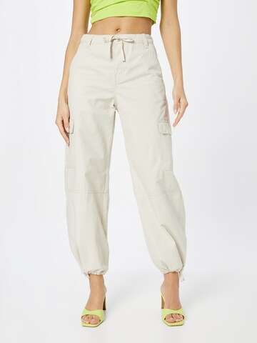 Regular Pantalon cargo 'Getty' WEEKDAY en beige : devant