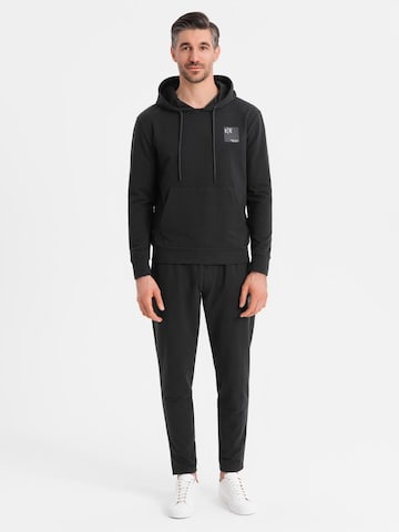 Survêtement Ombre en noir : devant