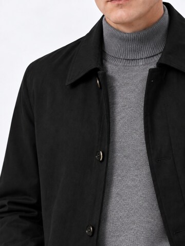 ALLTHEMEN Between-Seasons Coat 'Nebel' in Black