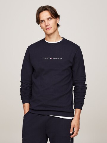 TOMMY HILFIGER Sweatshirt in Black: front