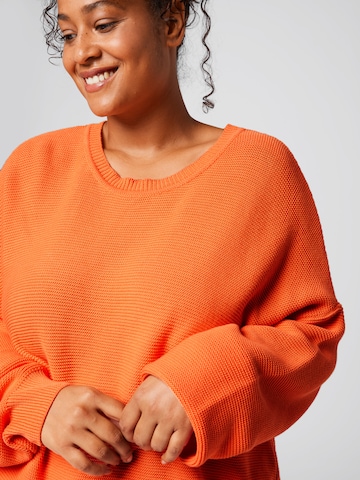 A LOT LESS Pullover 'Naja' in Orange