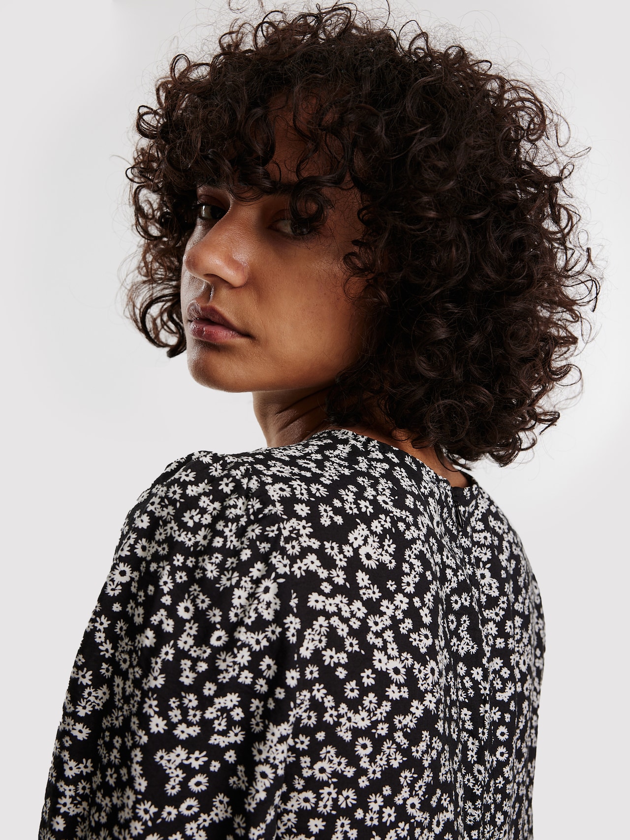 EDITED Produits Robe 'Whitney' noir