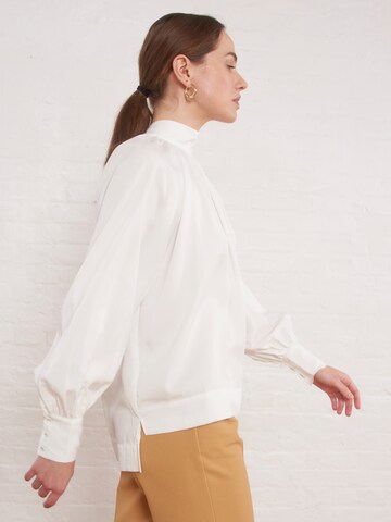 Aligne Blouse in White