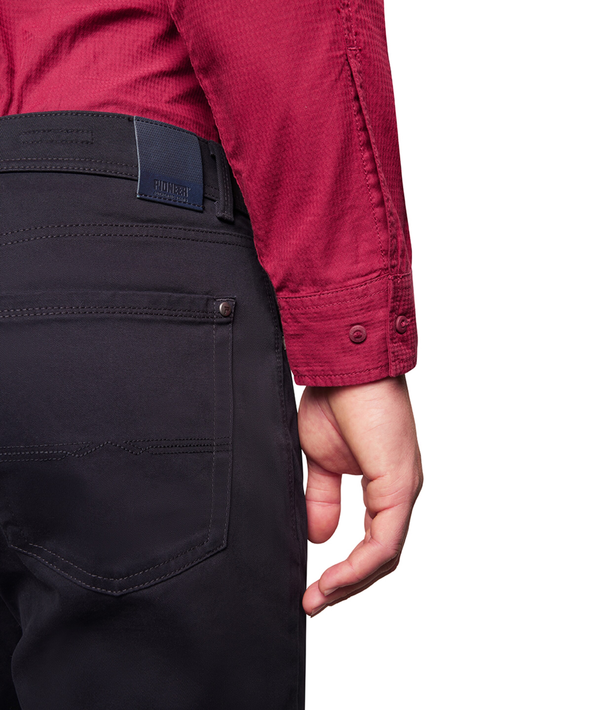 Pioneer Authentic Jeans Pants in Black