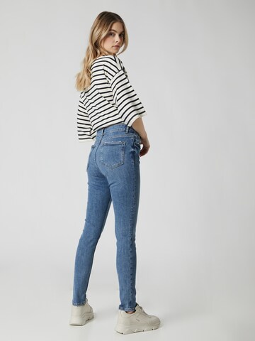 Guido Maria Kretschmer Women Skinny Jeansy 'Gina' w kolorze niebieski