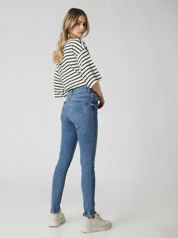 Guido Maria Kretschmer Women Skinny Jeans 'Gina' in Blau