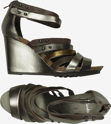 CLARKS Sandalen 39,5 in Mischfarben: Vorderseite