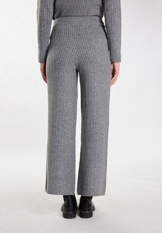 Wide leg Pantaloni di DreiMaster Vintage in grigio