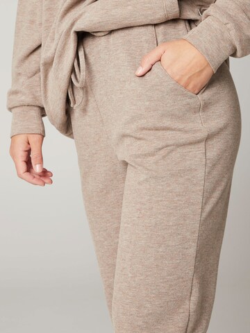 PROTEST Regular Broek 'PRTDIANTHE' in Bruin
