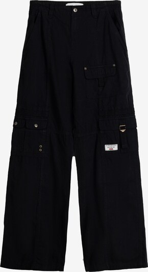 Bershka Pantalon cargo en noir, Vue avec produit