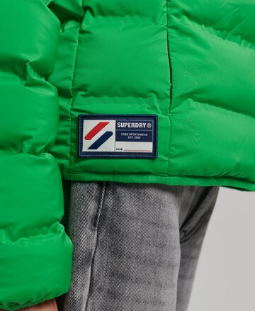 Superdry Зимняя куртка в Зеленый