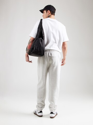 Abercrombie & Fitch Tapered Bukser 'CLASSIC' i grå