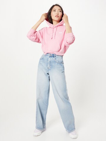 LEVI'S ® Sweatshirt 'Laundry Day Sweatshirt' in Roze