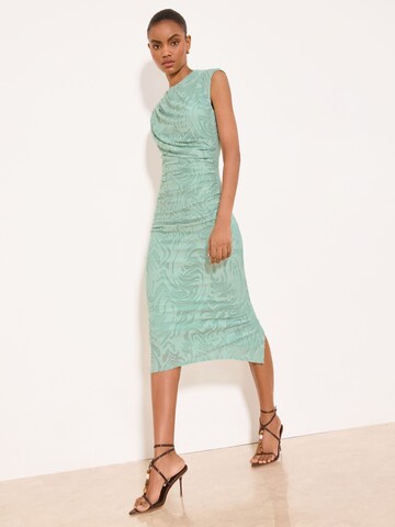 Lipsy Kleid in Grün