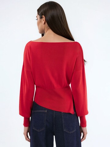Hiccup - Pullover em vermelho