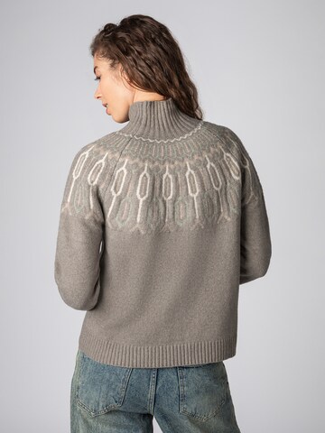 Sublevel Pullover in Grau
