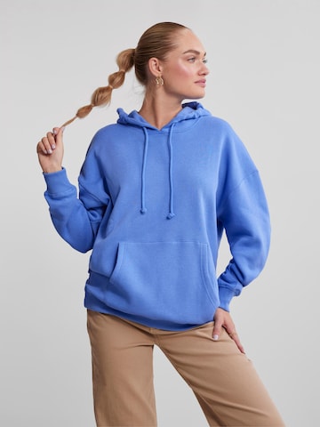 PIECES Sweatshirt 'Chilli' in Blau: predná strana