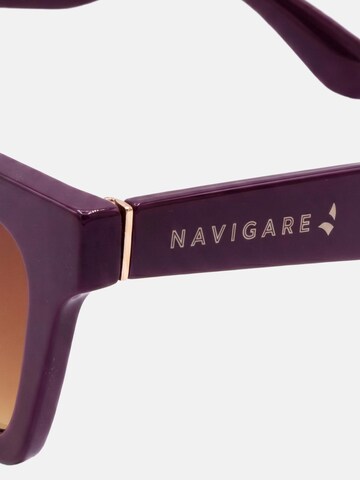 Occhiali da sole 'Occhiali da sole cat-eye Navigare calibro 58 protezione UV3' di Navigare in rosso