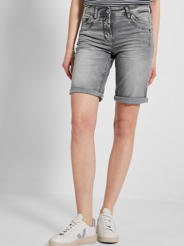CECIL Regular Jeans 'Scarlett' i grå: framsida