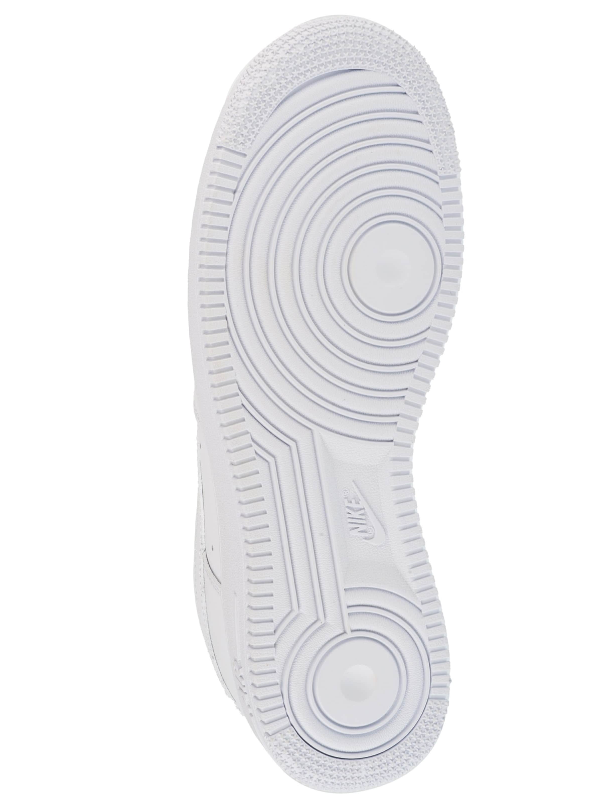 Baskets basses 'Nike Air Force 1 07' NIKE en blanc