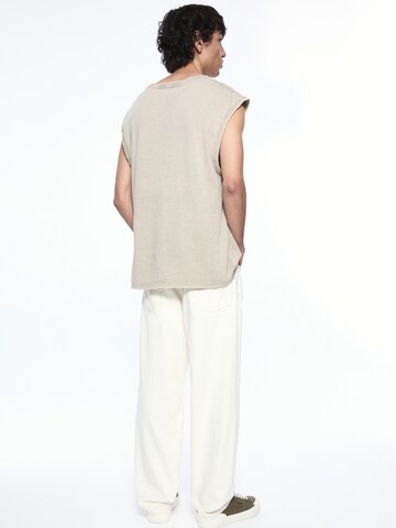 Pull&Bear Loosefit Jeans in Beige