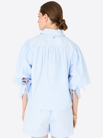 Bellamy Gallery Blouse 'Himari' in Blue