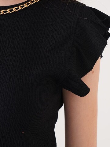 Bigdart Blouse in Black
