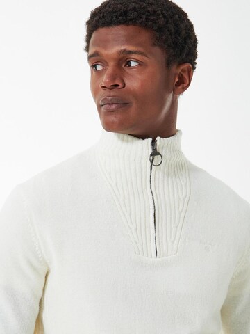 Barbour Sweter w kolorze biały