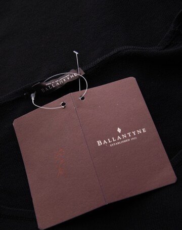Ballantyne Sweater & Cardigan in L in Black