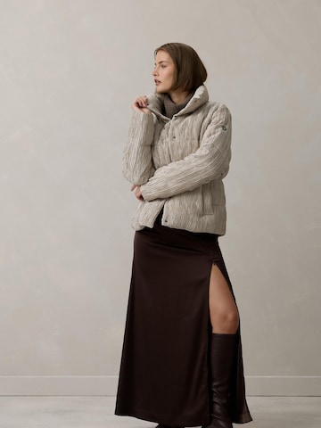 Manteau d’hiver 'Steppjacke' MANISA en beige