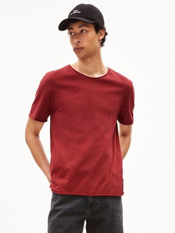 T-Shirt ' JAAMES BRUSHED ' ARMEDANGELS en rouge : devant