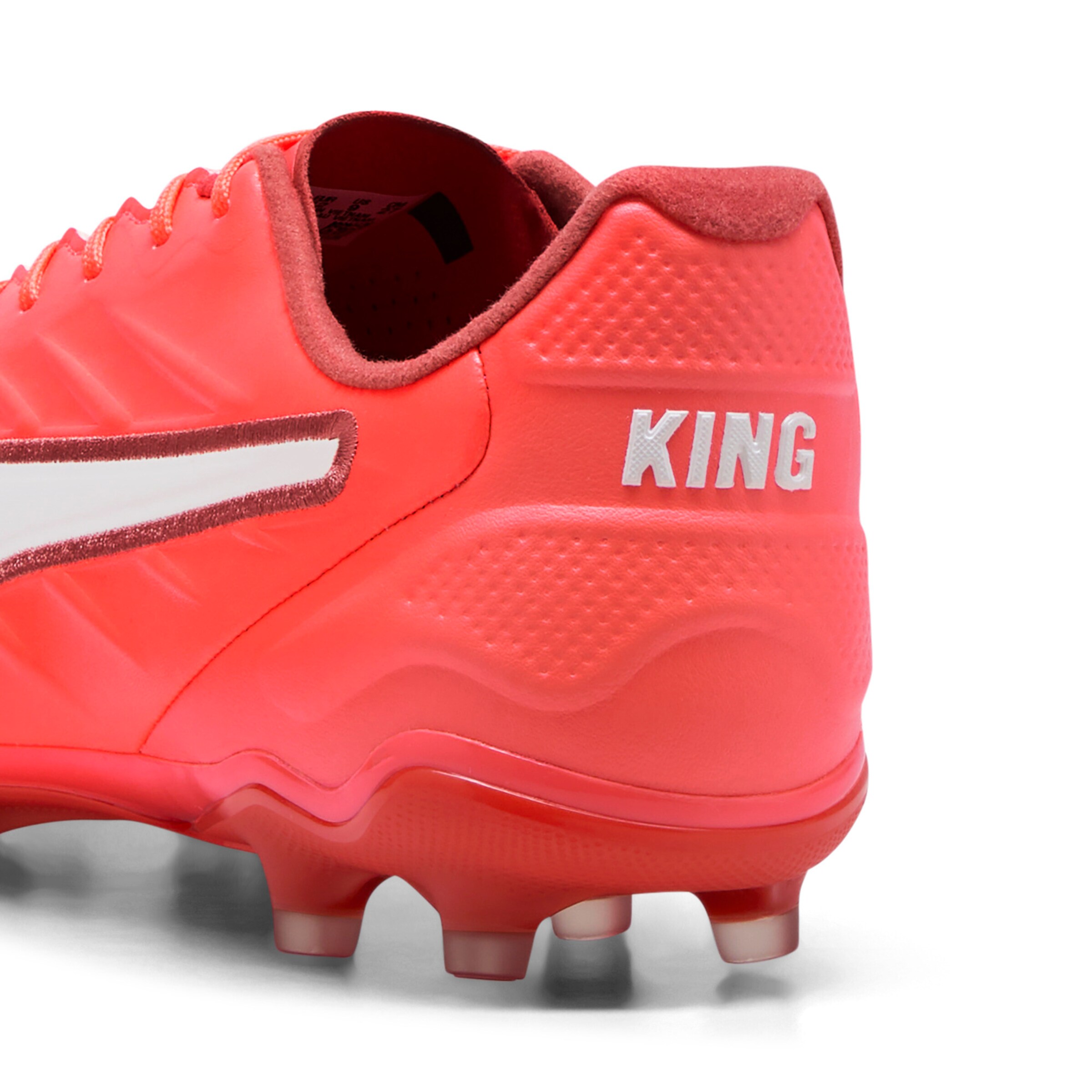 PUMA Soccer shoe 'King Pro' in Red