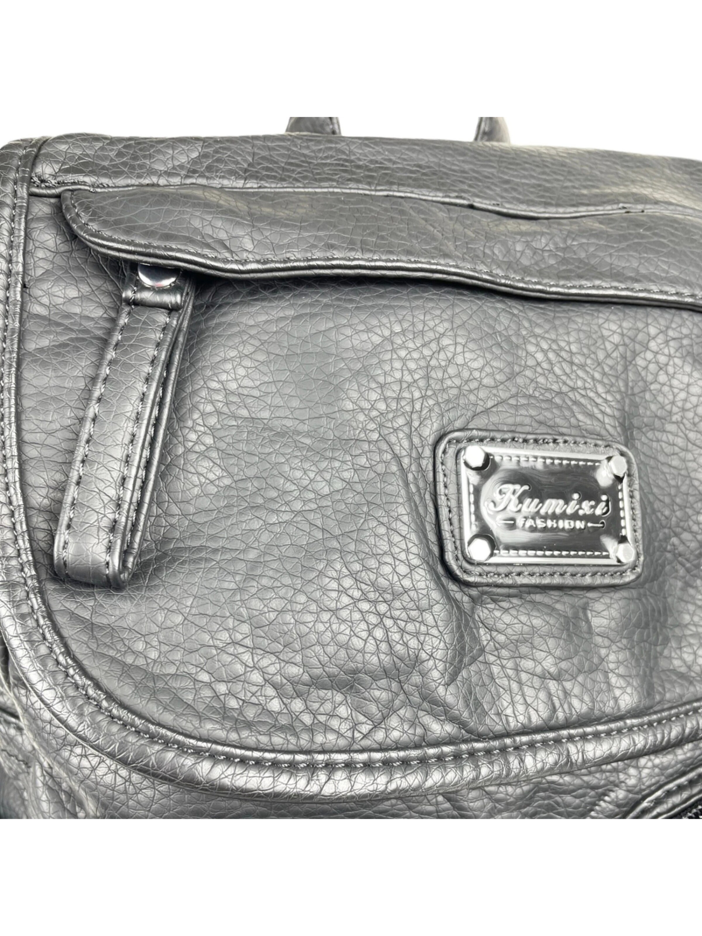 Kumixi Backpack in Black