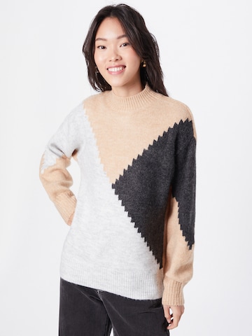 NEW LOOK Sweater in Brown: front