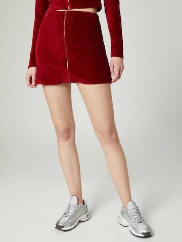 VIERVIER Skirt 'Hira' in Red: front