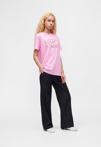 Nike Sportswear Μπλουζάκι 'CLSC' σε ροζ