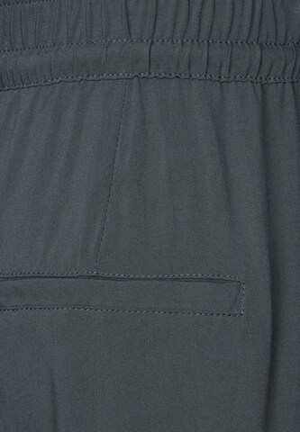 STREET ONE Regular Hose in Grün