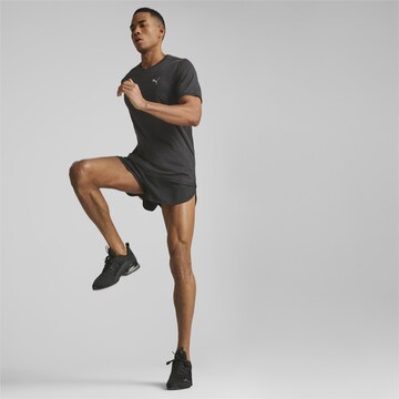 PUMA Funktsionaalne särk 'Run Favourite', värv must