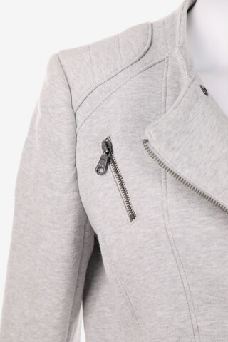 GAP Jacke S in Grau