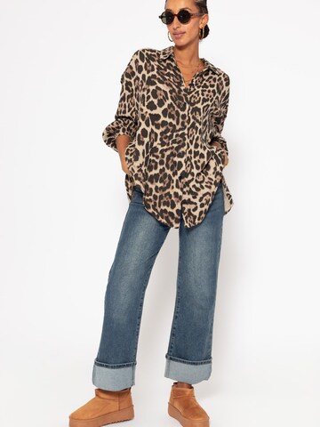 SASSYCLASSY Blouse in Bruin