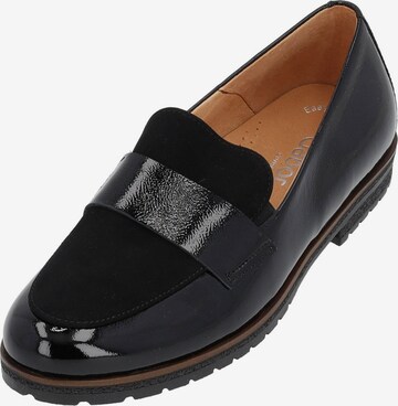 GABOR Classic Flats in Black: front